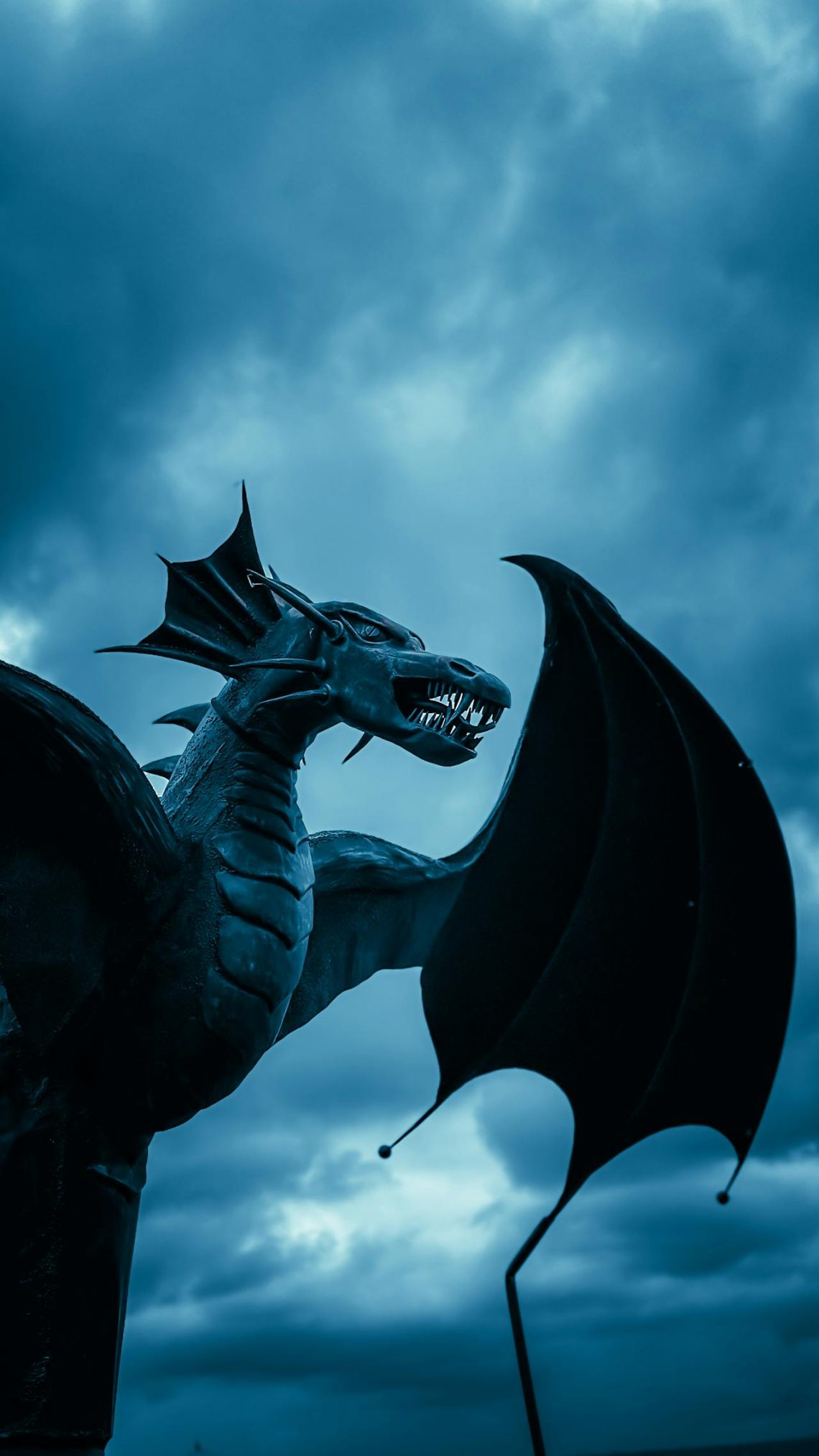 Imposing dragon